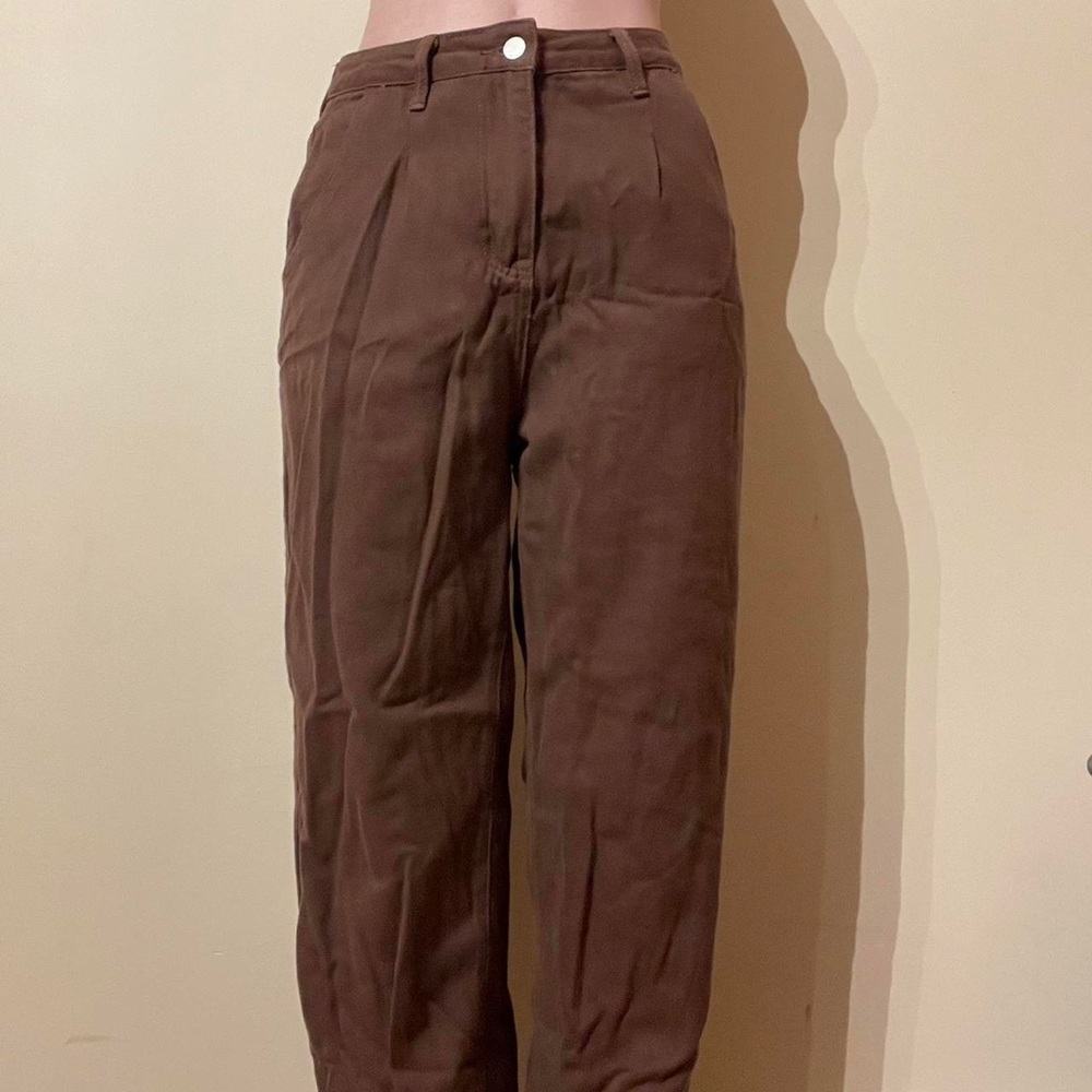 brown baggy pants